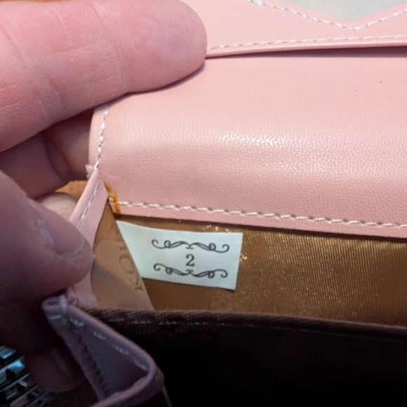 KQueen Star Wallet - Picture 5 of 5